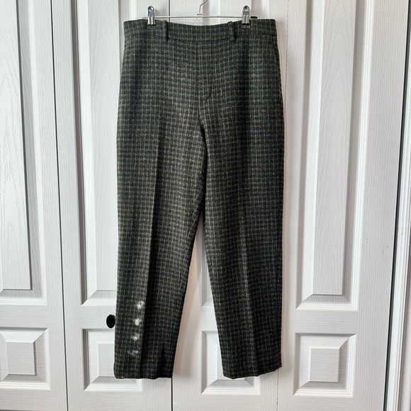 Vince check plaid easy pull on pants - Picture 2 of 7